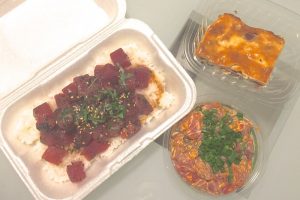 美味しいマグロで評判のマグロブラザーズ・ワイキキでポキ丼を買ってみた